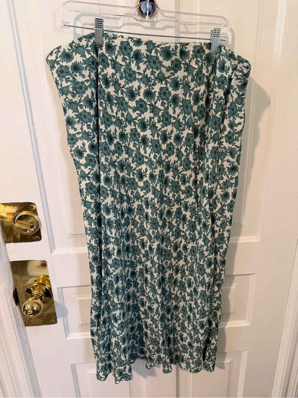 Treasure & Bond Green Floral Midi Skirt